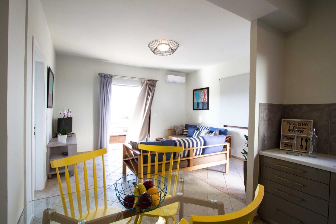 Mike'S Apartment I Luxury Above The Sea กิสเซมอส ภายนอก รูปภาพ